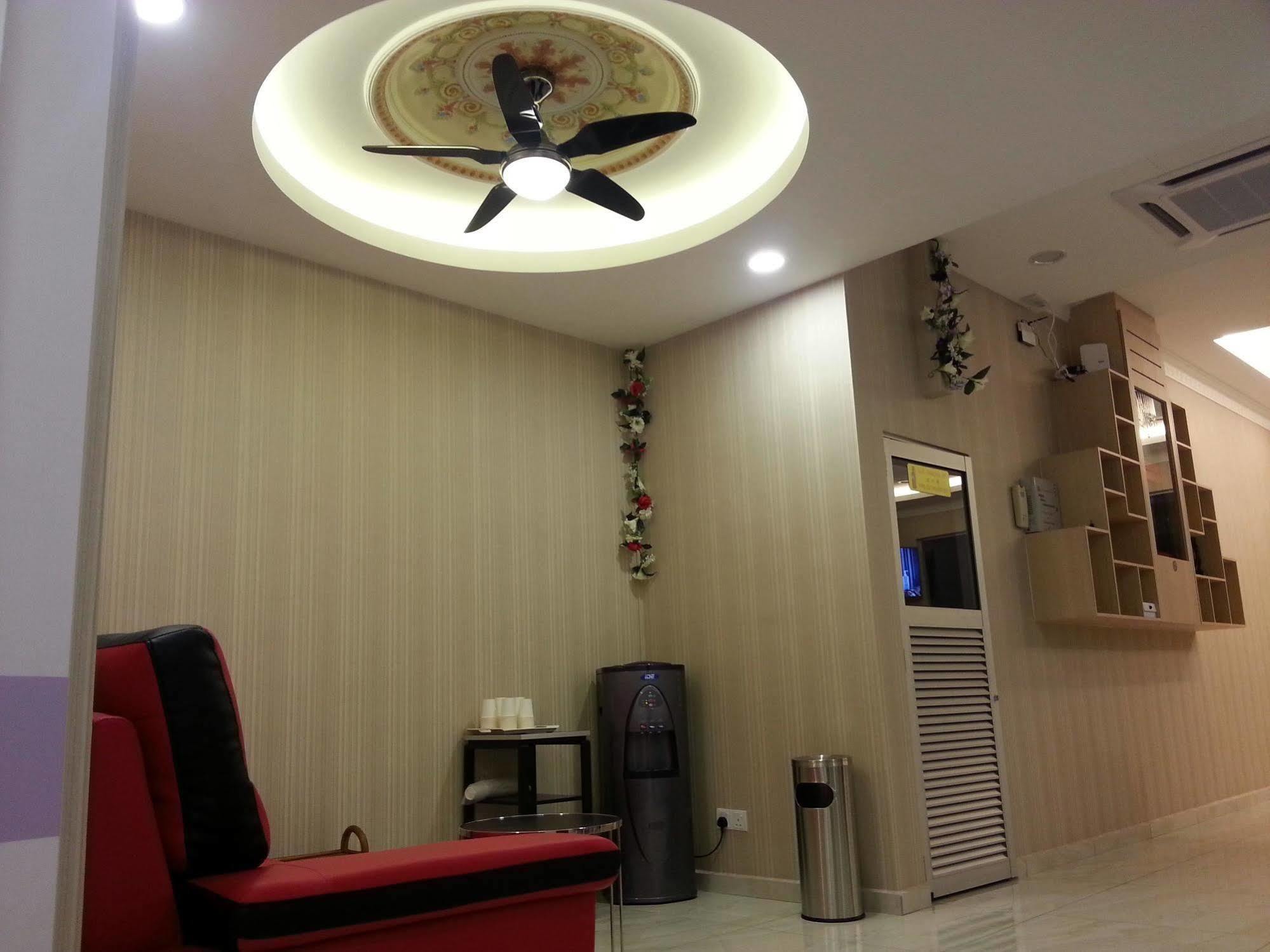 Palazzo Hotel Kulai Zewnętrze zdjęcie