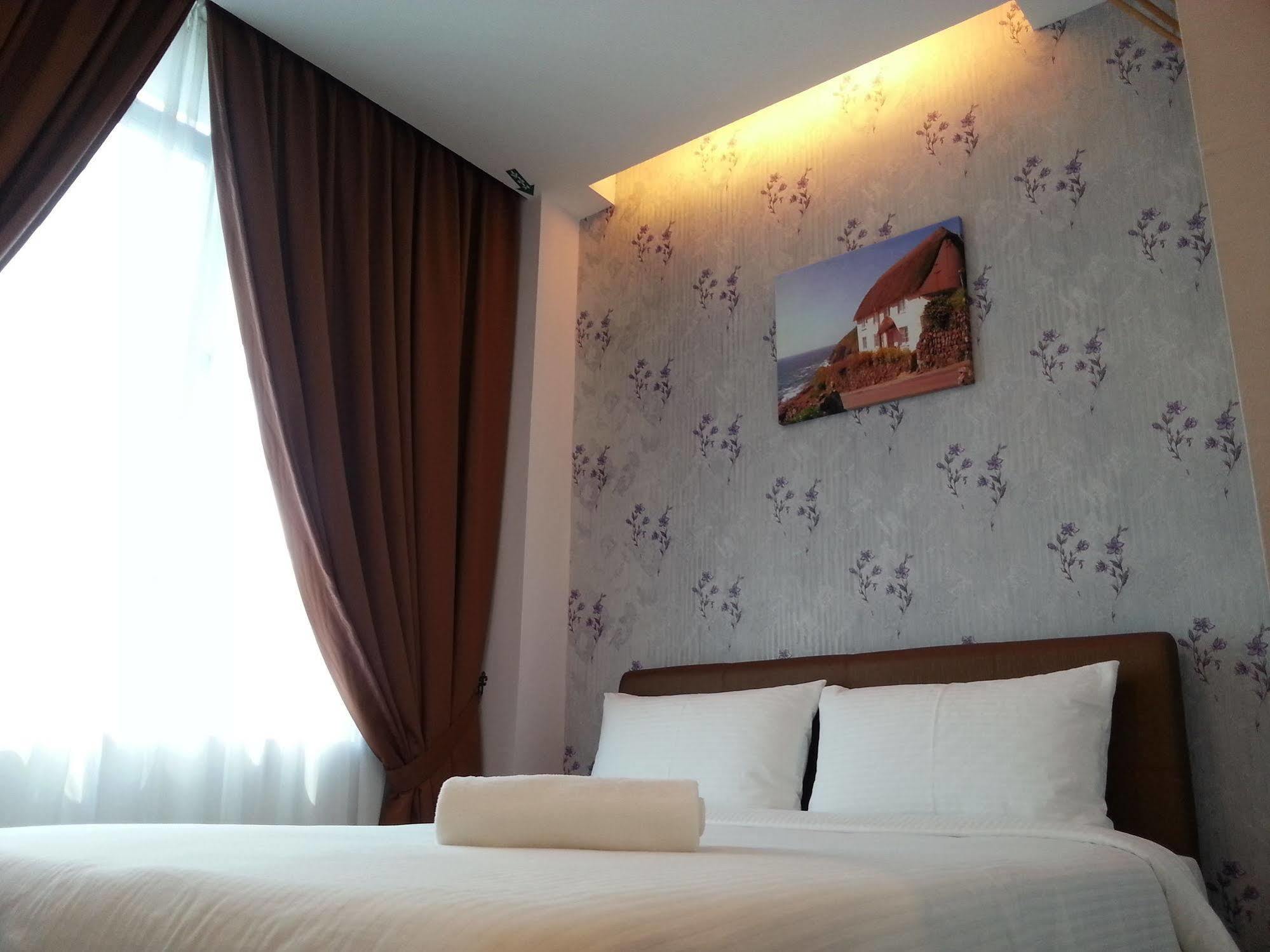 Palazzo Hotel Kulai Zewnętrze zdjęcie