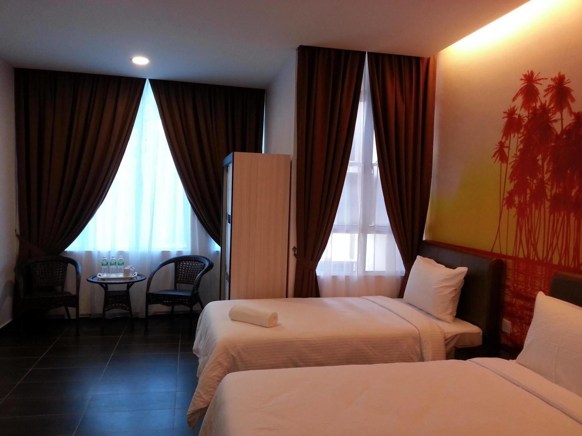 Palazzo Hotel Kulai Zewnętrze zdjęcie