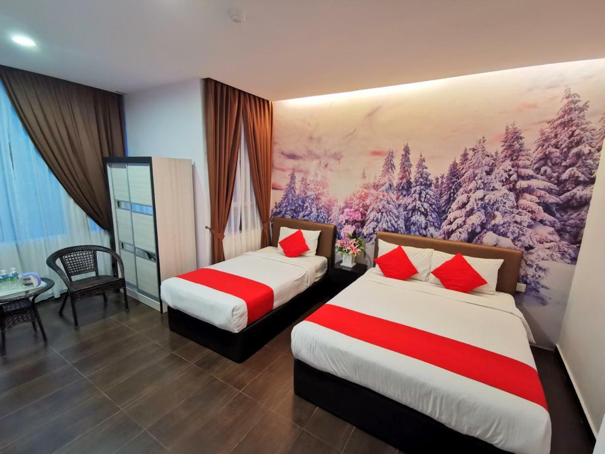 Palazzo Hotel Kulai Zewnętrze zdjęcie