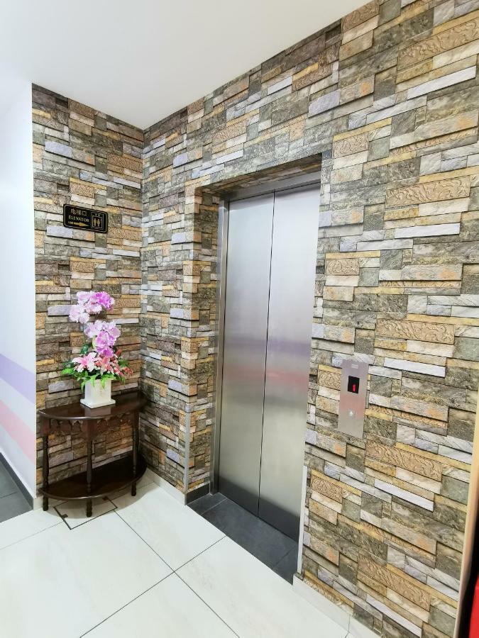 Palazzo Hotel Kulai Zewnętrze zdjęcie